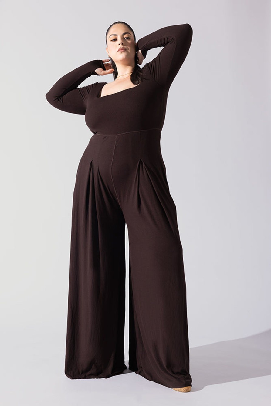 & More Clothing POPFLEX | Go With The Flow Long Sleeve Jumpsuit - Cocoa