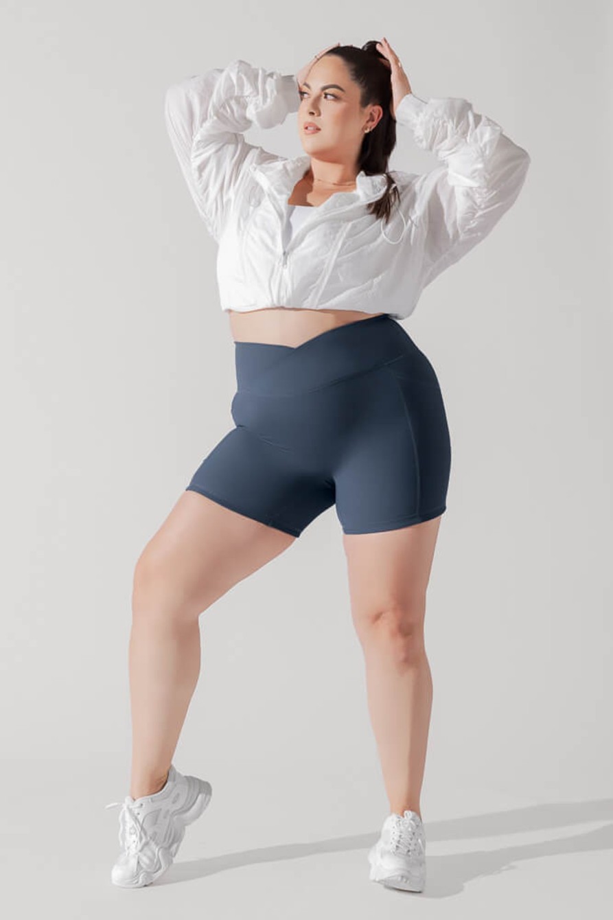 Bottoms POPFLEX | Crisscross Hourglass® Midi Shorts With Pockets (Ribbed) - Navy